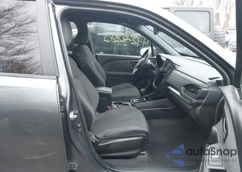 2025 Subaru Forester Premium Hybrid z USA, uszkodzony, nr VIN JF2SLSED2SH423935